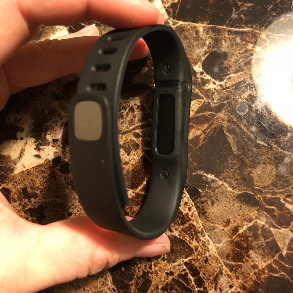Fitbit - image 4